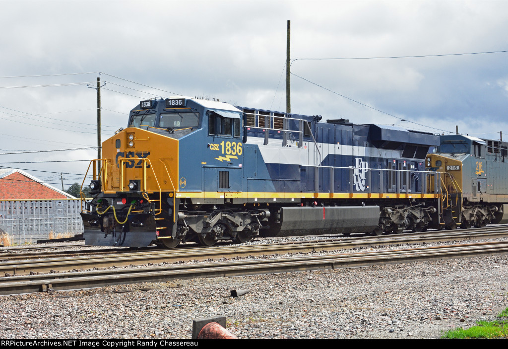 CSXT 1836